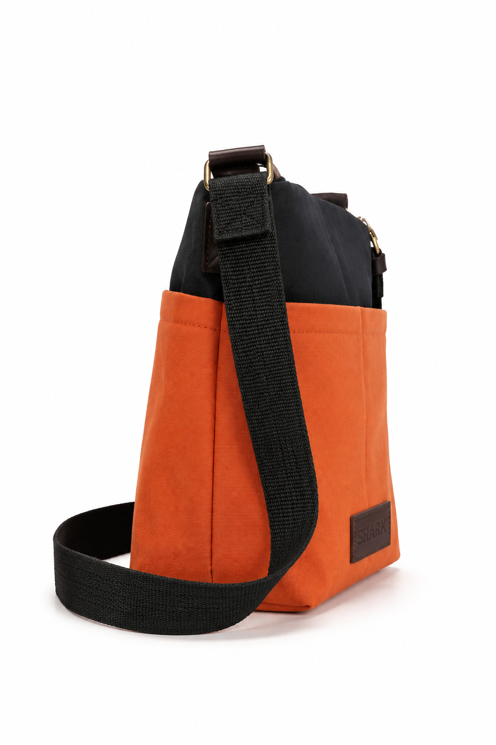 UrbanMate Sling Bag